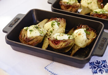 FRIED ARTICHOKES WITH GOAT&lsquo;S CHEESE AND GRATINATED WITH HERB-HONEY BUTTER