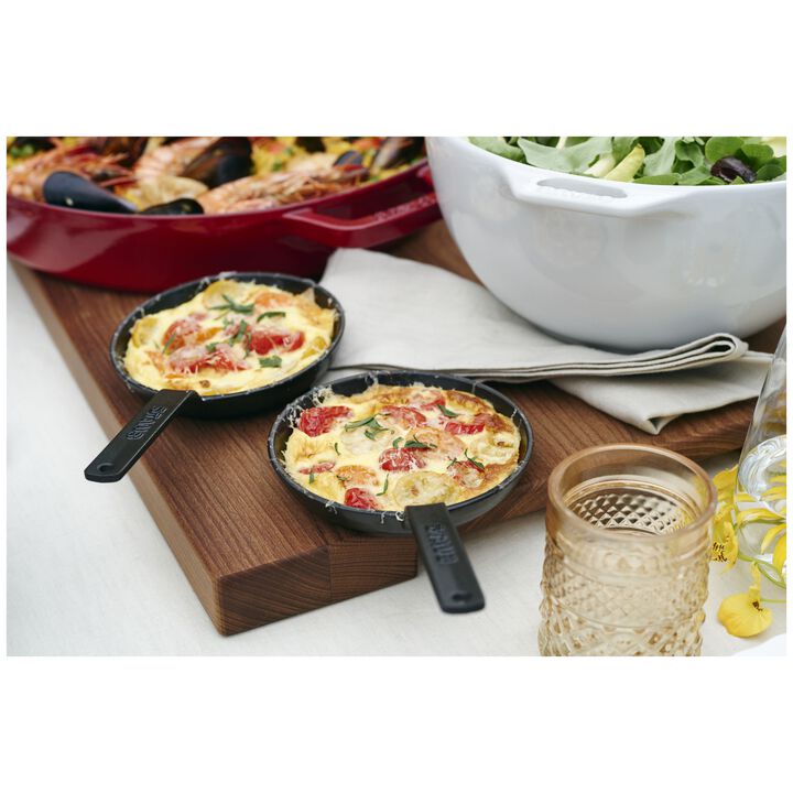 Cast Iron, 4.5-inch, Mini Frying Pan, Matte Black, large 4