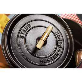 7 qt, Round, Dutch Oven Buster And Punch, Matte Black