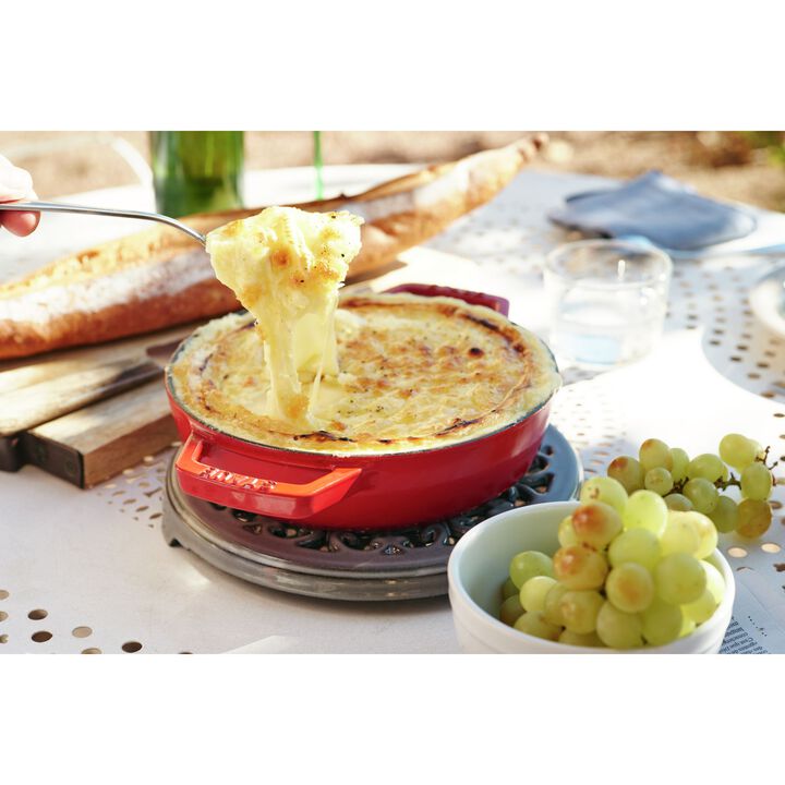 Pans, 20 cm / 8 inch cast iron Frying pan with 2 handles, cherry, large 4