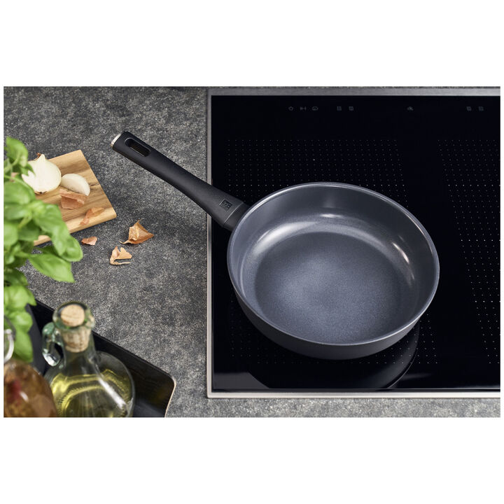 Madura Plus, Saute pan, 24 cm, aluminum, Titanium-reinforced ceramic non-stick coating, large 4