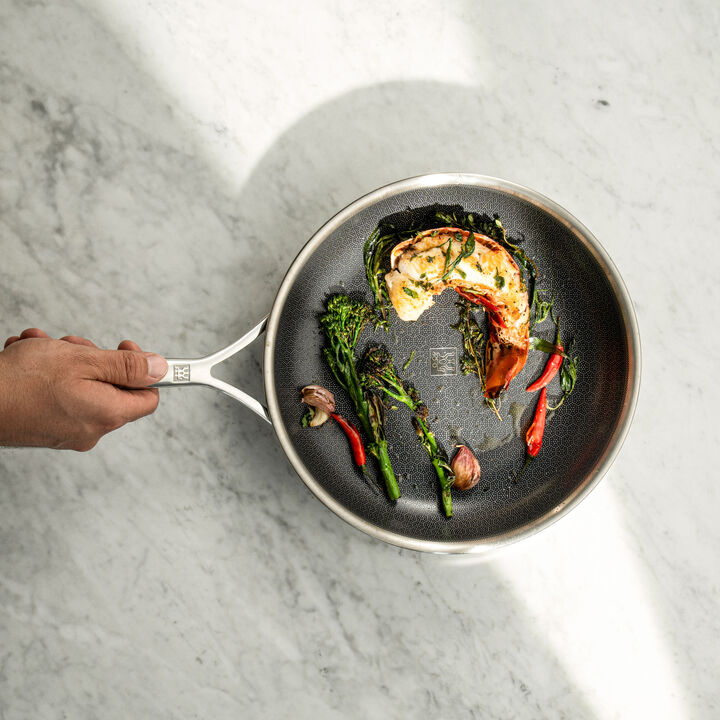 Peak, 9.5-inch, Ceramic Hybrid Frying Pan, large 2
