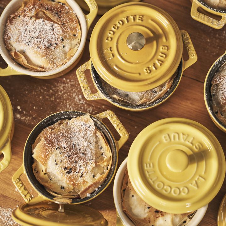 La Cocotte, 250 ml cast iron round Mini cocotte, citron, large 2