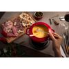 Specialities, Fondue Set 20 cm, rund, Kirsch-Rot, Gusseisen, small 2