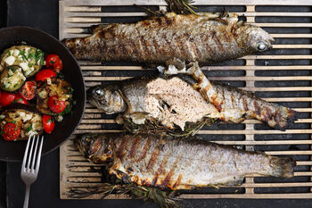 &ldquo;Dusted&rdquo; trout with eggplant
